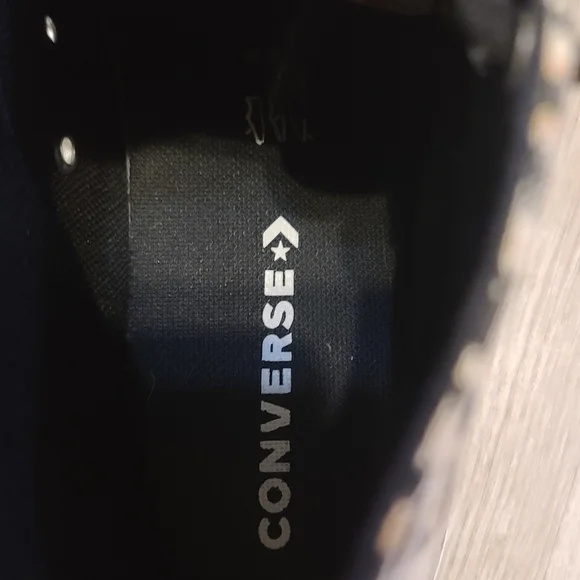 Converse For Juniors Or Kids Leopard Print Canvas Sneakers Size 4 Like New - Picture 5 of 6